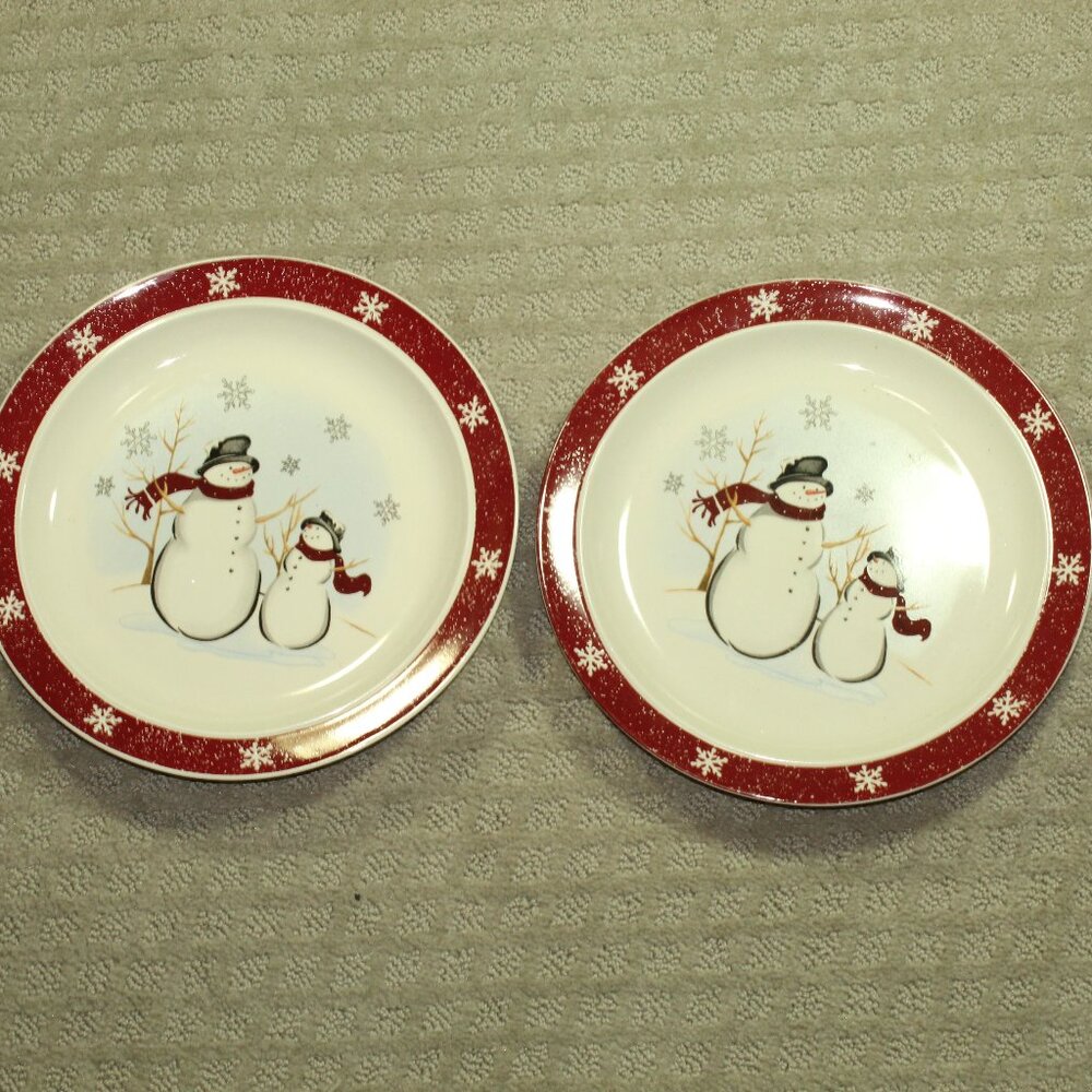 Set of 2 ‘Royal Seasons’ Snowmen Snowflakes Stoneware Dinner Plates 10.25”